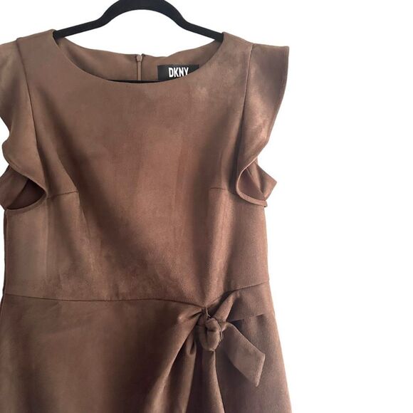 DKNY Faux Suede Side-Draped Sheath Dress Toffee NWOT Sz‎ 10 - Picture 3 of 5